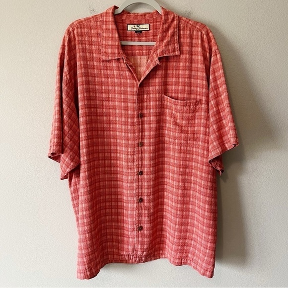 Tommy Bahama Other - Tommy Bahama Men’s 100% Silk Coral Plaid Short Sleeve Button Front Shirt XL